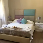 Il Giardino Di Daniela 산테오도로
