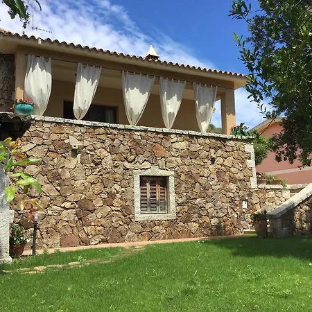 Bed & Breakfast Il Giardino Di Daniela 3*